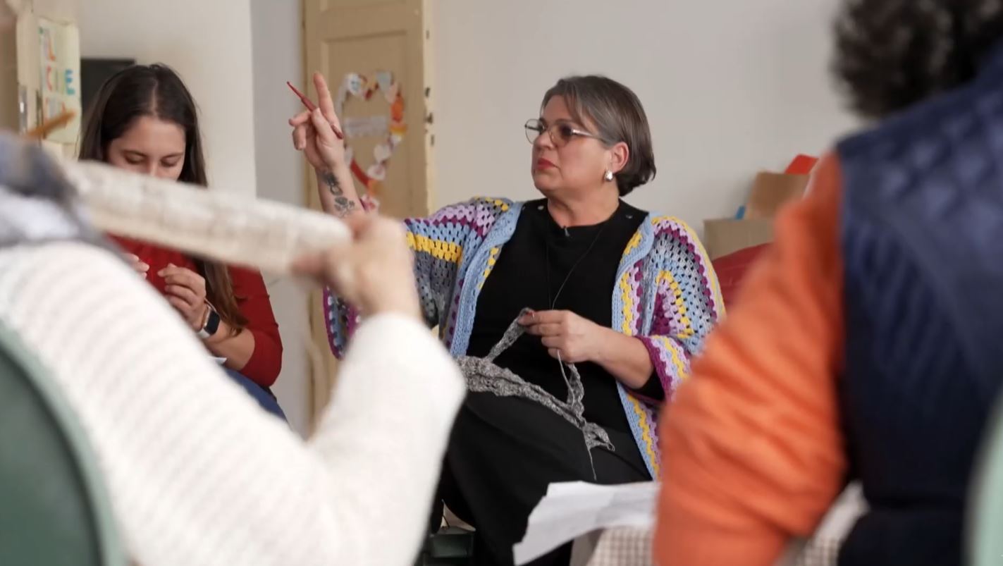 Betsaida demuestra que el ganchillo puede convertirse en una profesión gracias a su Club del Enganche